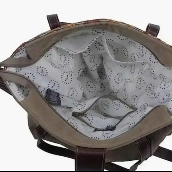 Myra canvas ccw tote bag - Picture 3 of 5